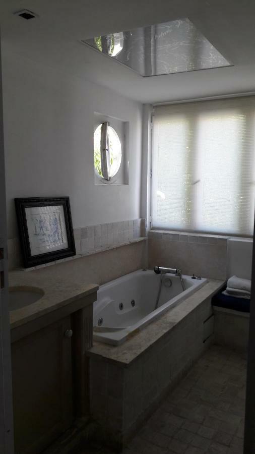 Des Iris 4* Parigi