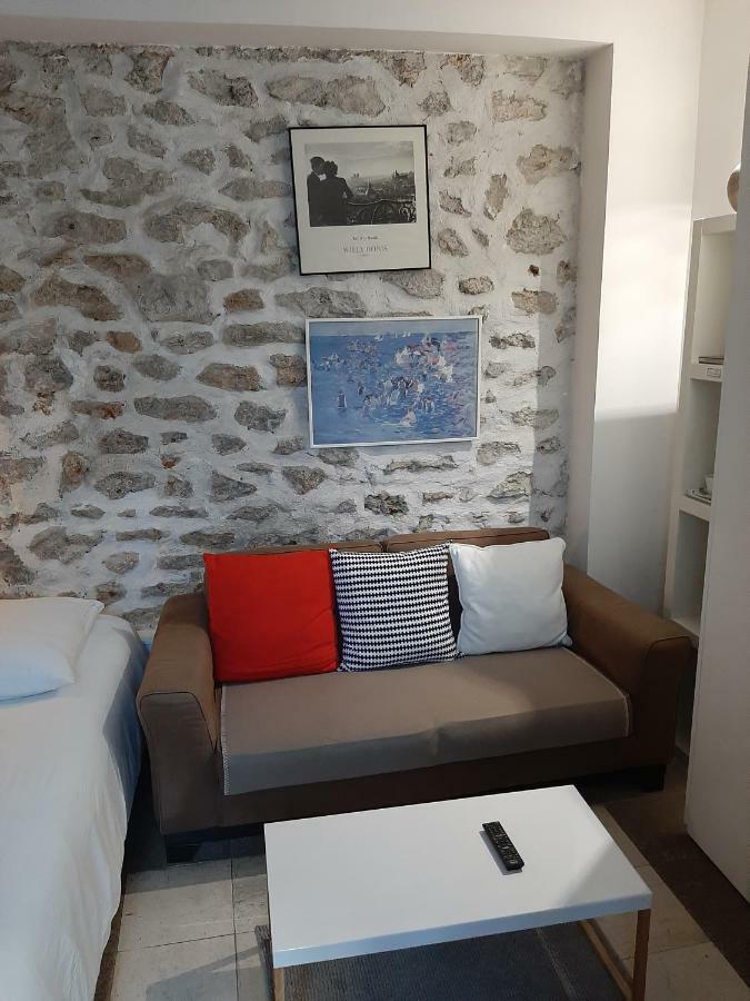 Des Iris 4* Parigi