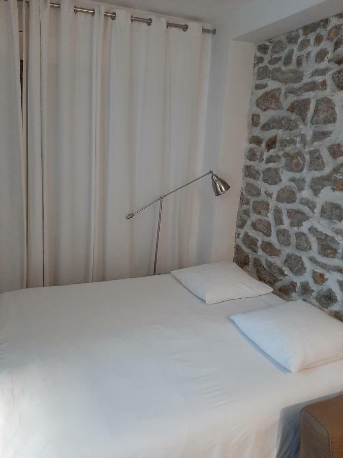 Des Iris 4*