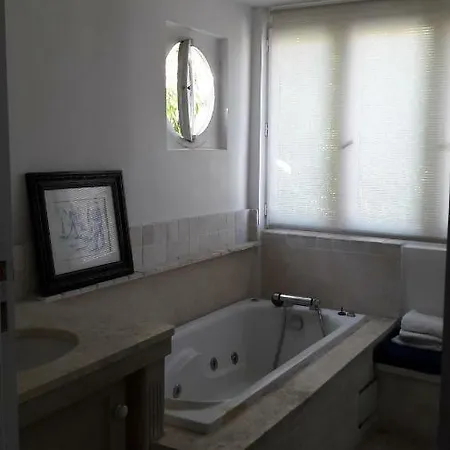 Des Iris 4* Parigi