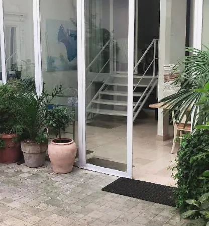 Des Iris 4* Parigi
